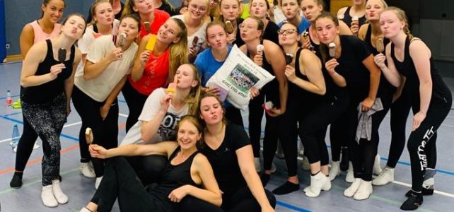 Evi (16) goes to Colorado (USA) – Teil 1 Evi (16) goes to Colorado (USA) – Teil 1